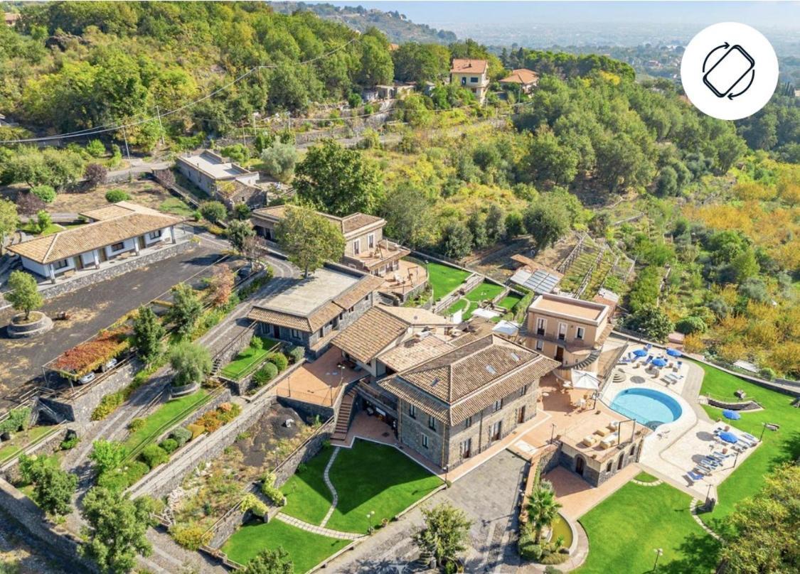 Penzion Antico Borgo Petralia Zafferana Etnea Exteriér fotografie